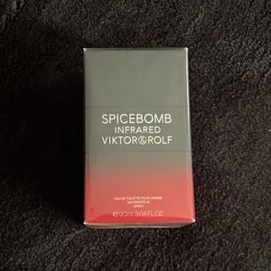 Viktor & Rolf Spicebomb infrared